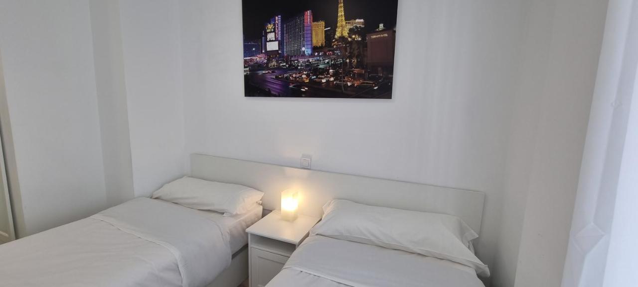 Apartamentos Tanez Santurce A Мадрид Екстериор снимка