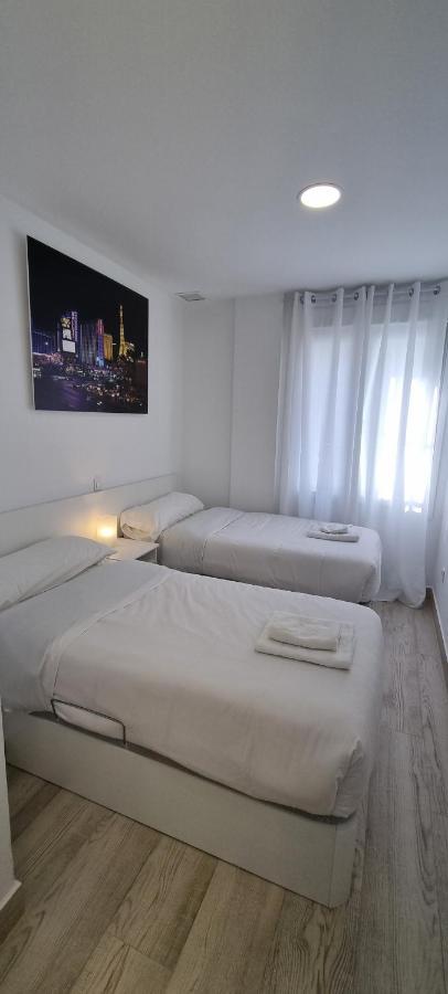 Apartamentos Tanez Santurce A Мадрид Екстериор снимка