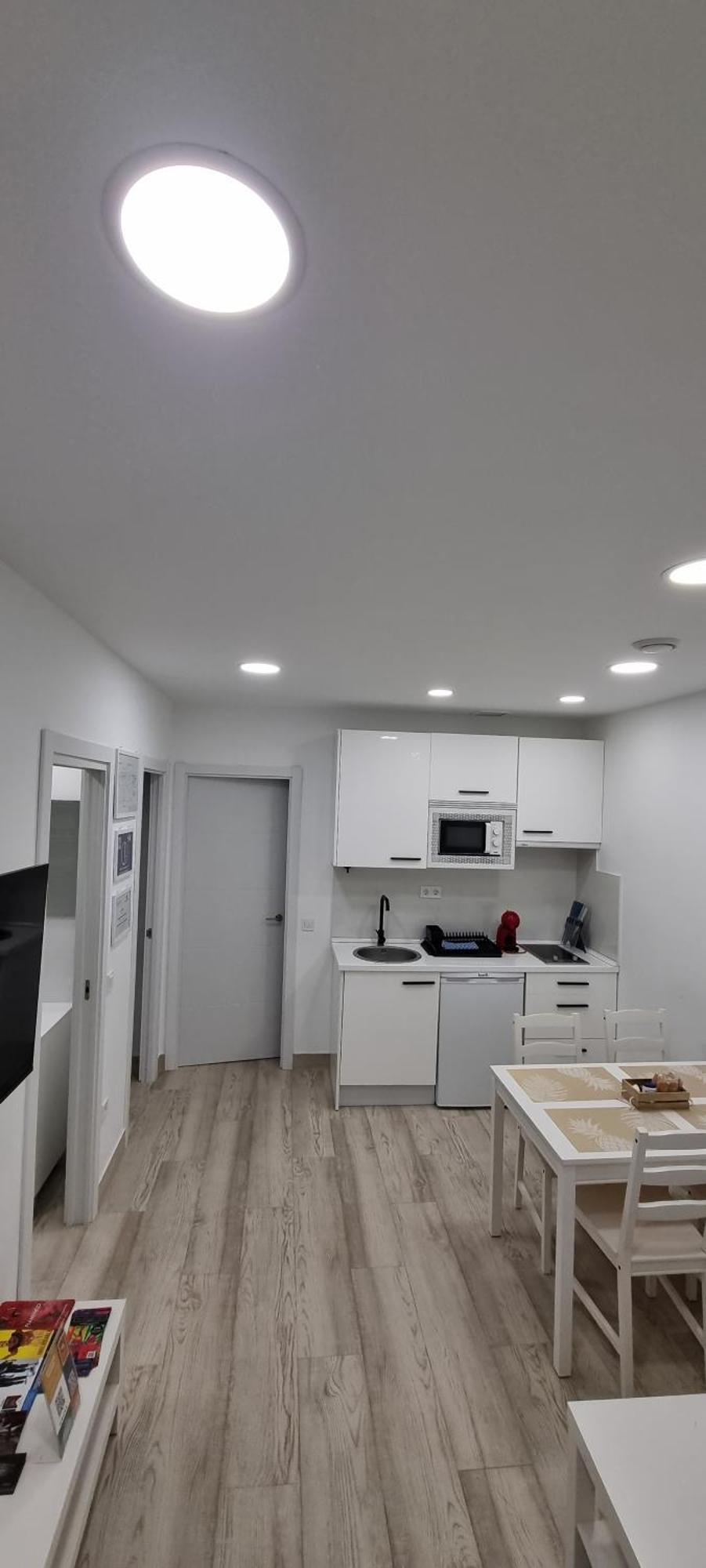 Apartamentos Tanez Santurce A Мадрид Екстериор снимка
